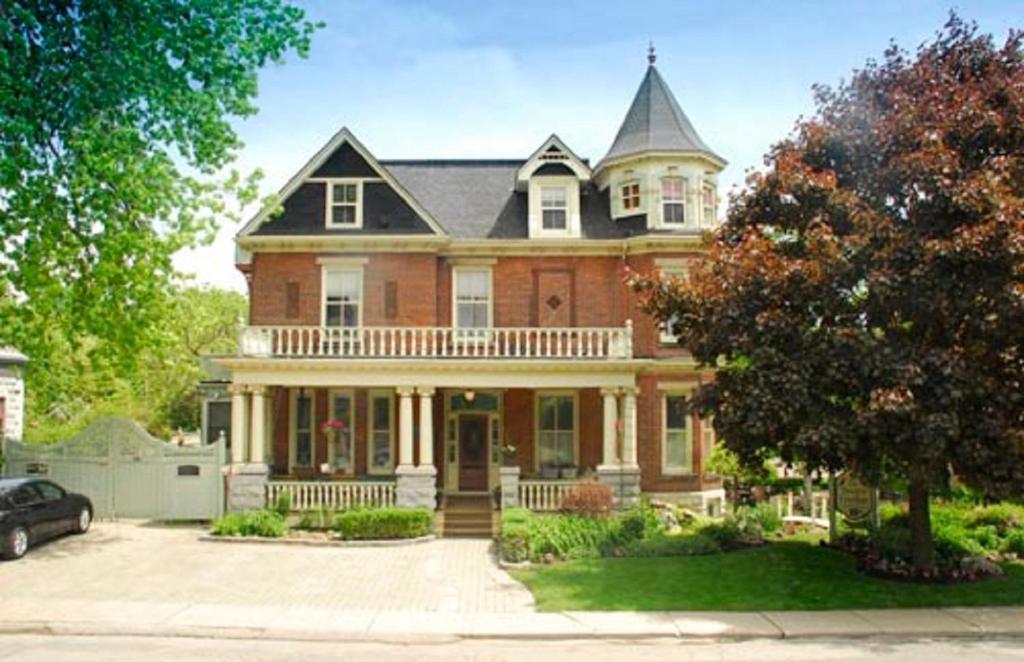 The Secret Garden Inn คิงสตัน ภายนอก รูปภาพ