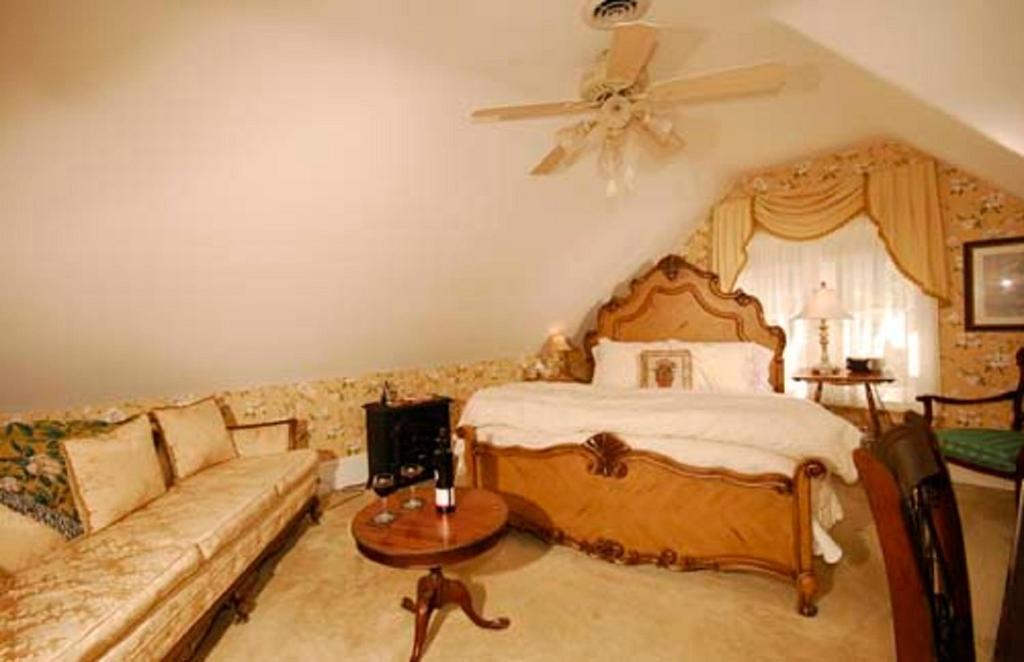 The Secret Garden Inn คิงสตัน ห้อง รูปภาพ